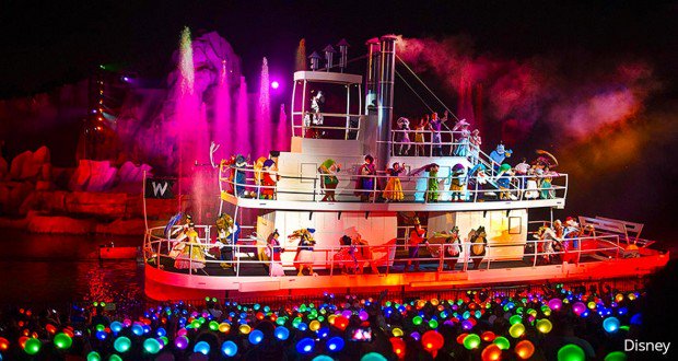 Fantasmic Disney World: How to Get Great Seats